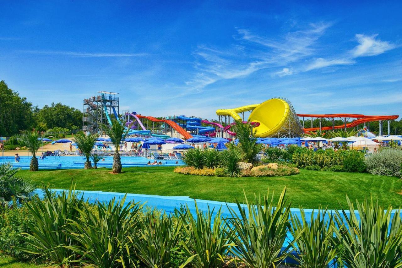 Apartmani Natalija Poreč Exteriör bild