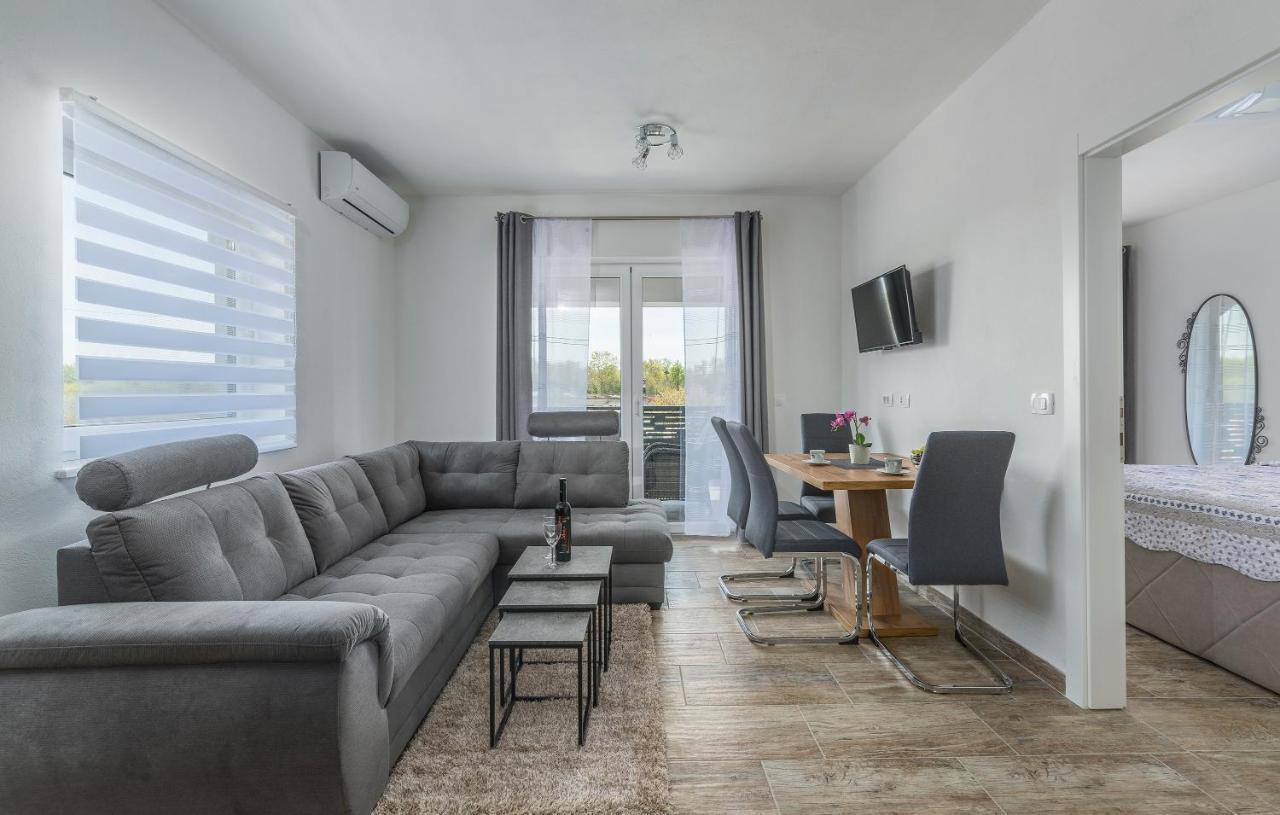 Apartmani Natalija Poreč Rum bild