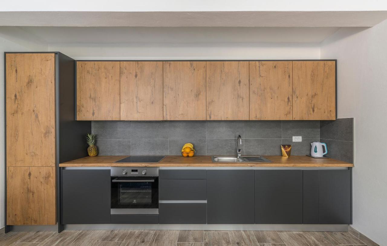 Apartmani Natalija Poreč Exteriör bild