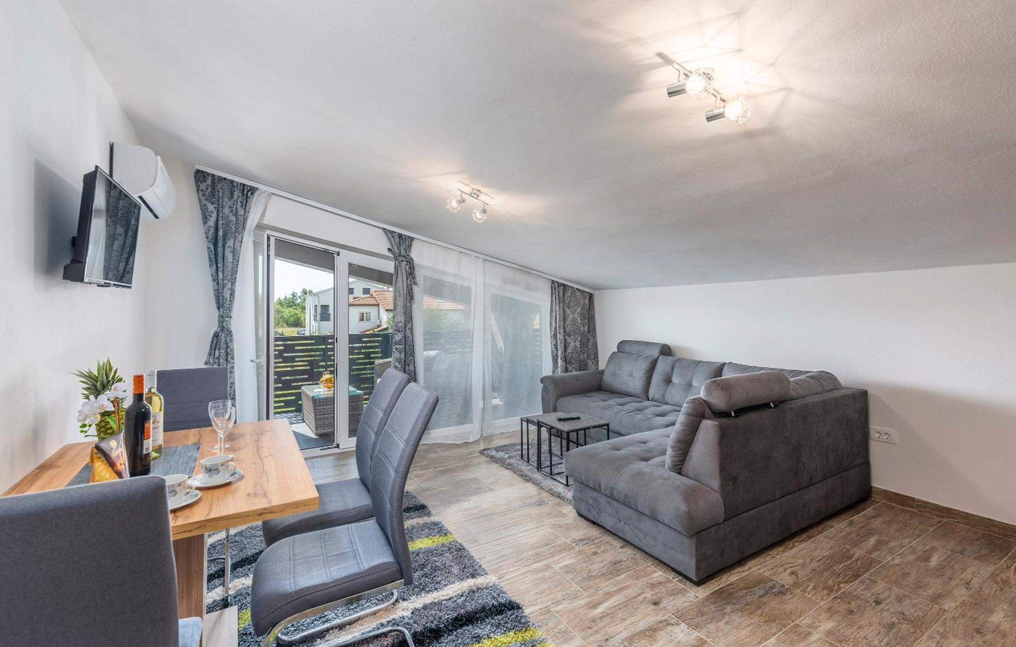Apartmani Natalija Poreč Rum bild