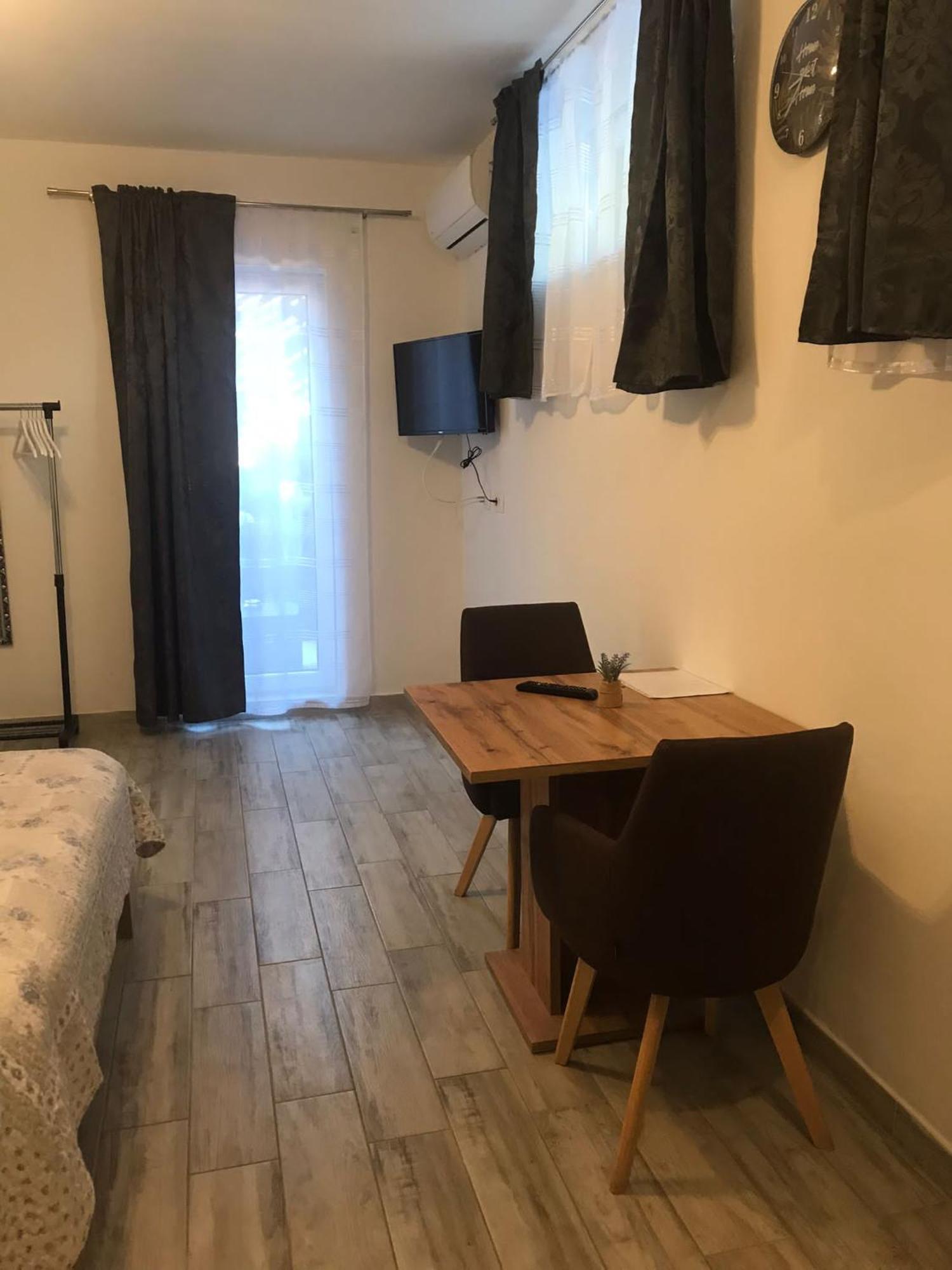 Apartmani Natalija Poreč Exteriör bild